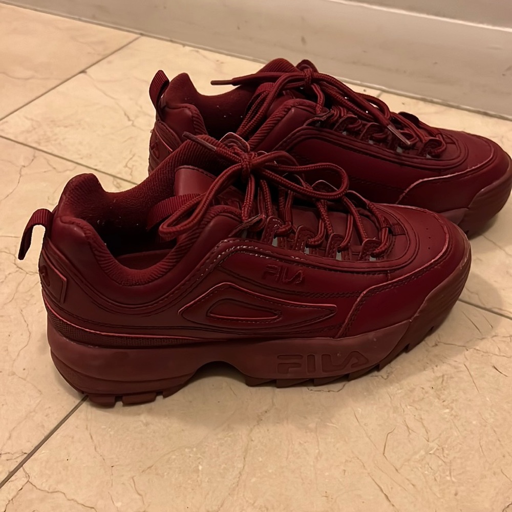Fila disrupter red/ maroon